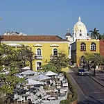 Apartamento con Piscina para Familias en Cielo Mar Cartagena